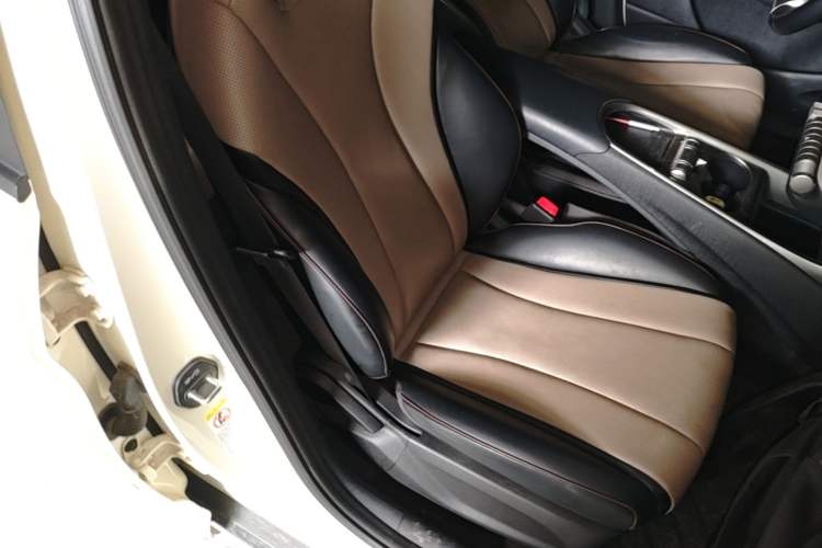 Used BYD Dolphin 2024 Honor Edition 420km Freedom Version Right Front Seat