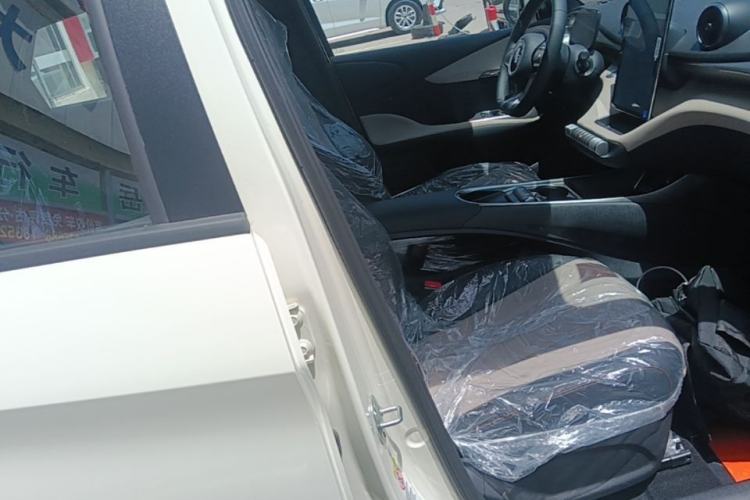 Used BYD Dolphin 2024 Honor Edition 420km Freedom Version Right Front Seat