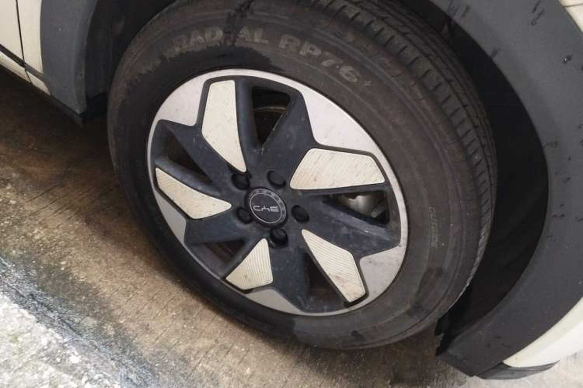 Used BYD Dolphin 2024 Honor Edition 420km Freedom Version Right Front Wheel Hub