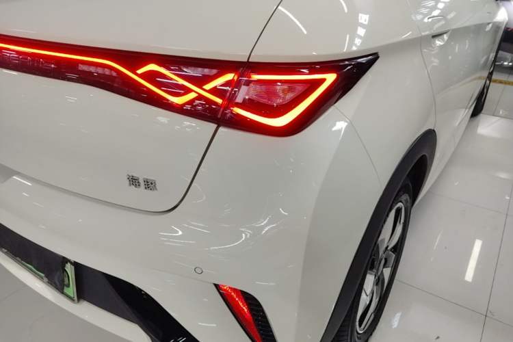 Used BYD Dolphin 2024 Honor Edition 420km Fashion Version Right Rear Taillight