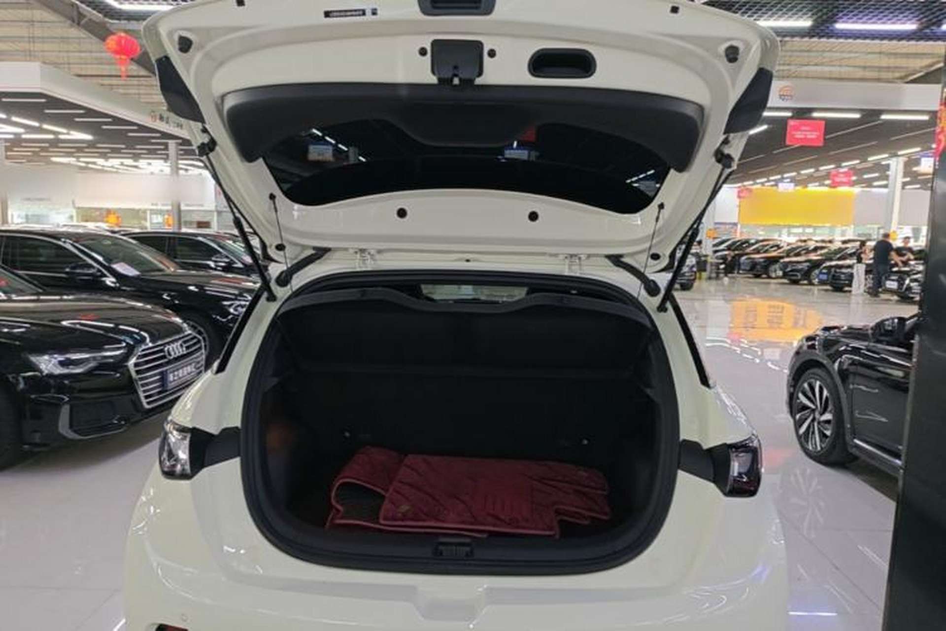 Used BYD Dolphin 2024 Honor Edition 420km Freedom Version Trunk