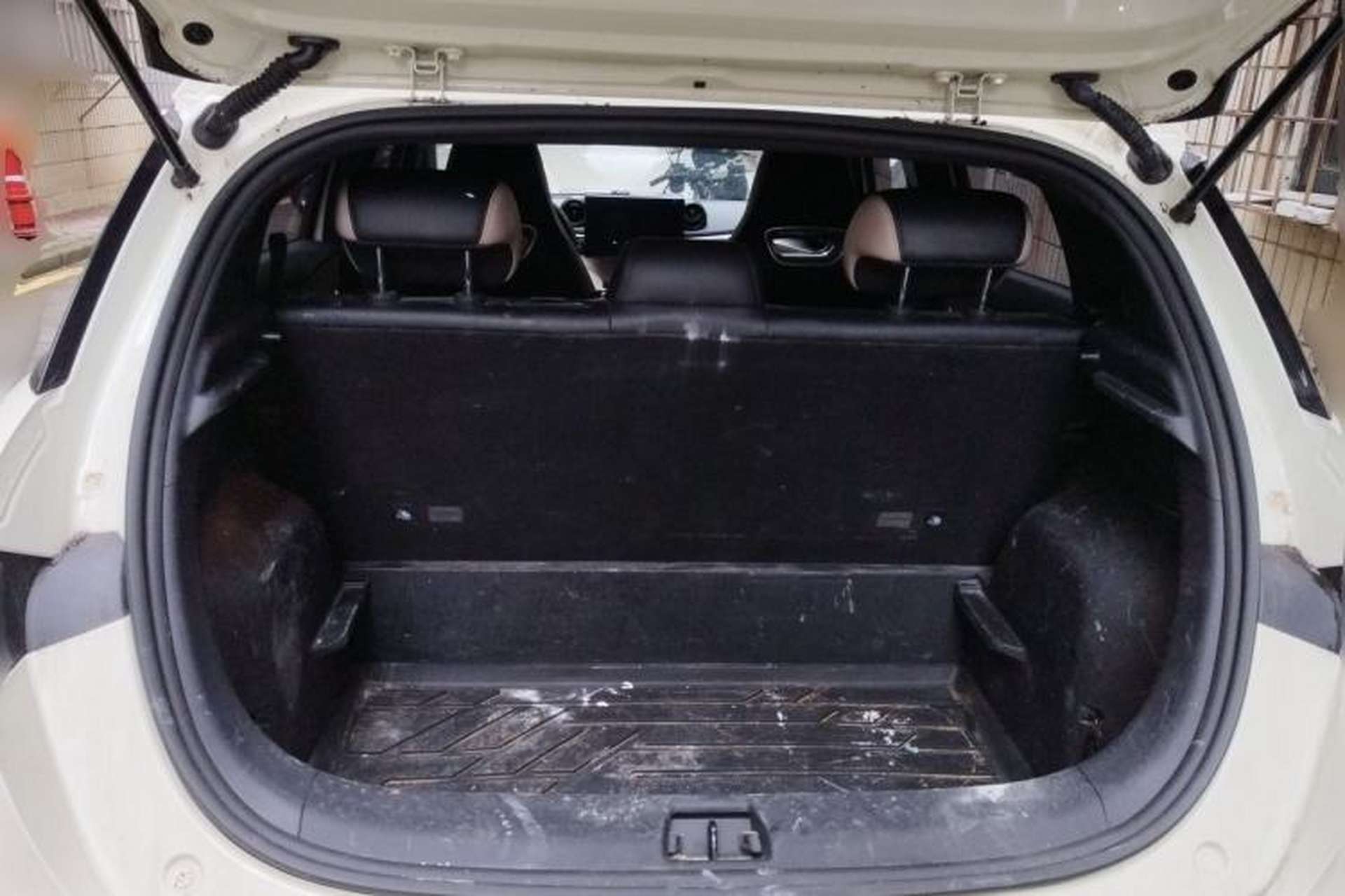 Used BYD Dolphin 2024 Honor Edition 420km Freedom Version Trunk