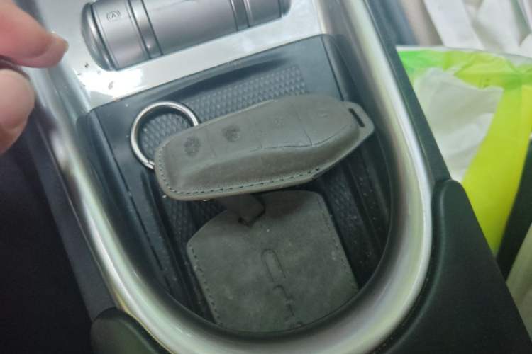 Used BYD Dolphin 2024 Honor Edition 420km Fashion Version Vehicle Key