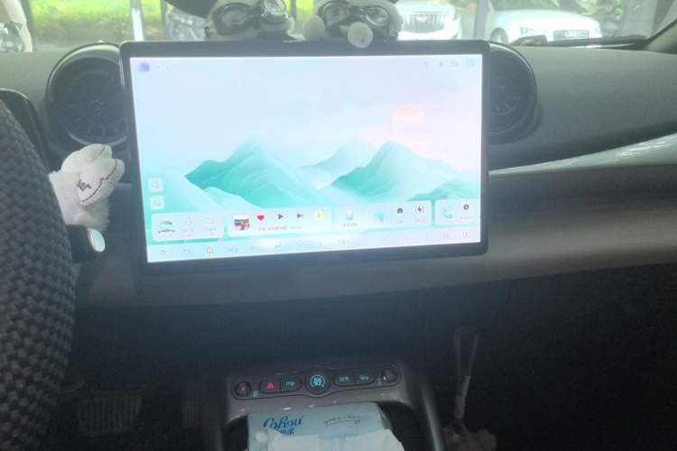 Used BYD Dolphin 2025 Smart Drive Version 420 km Freedom Edition Audio And AC Panel