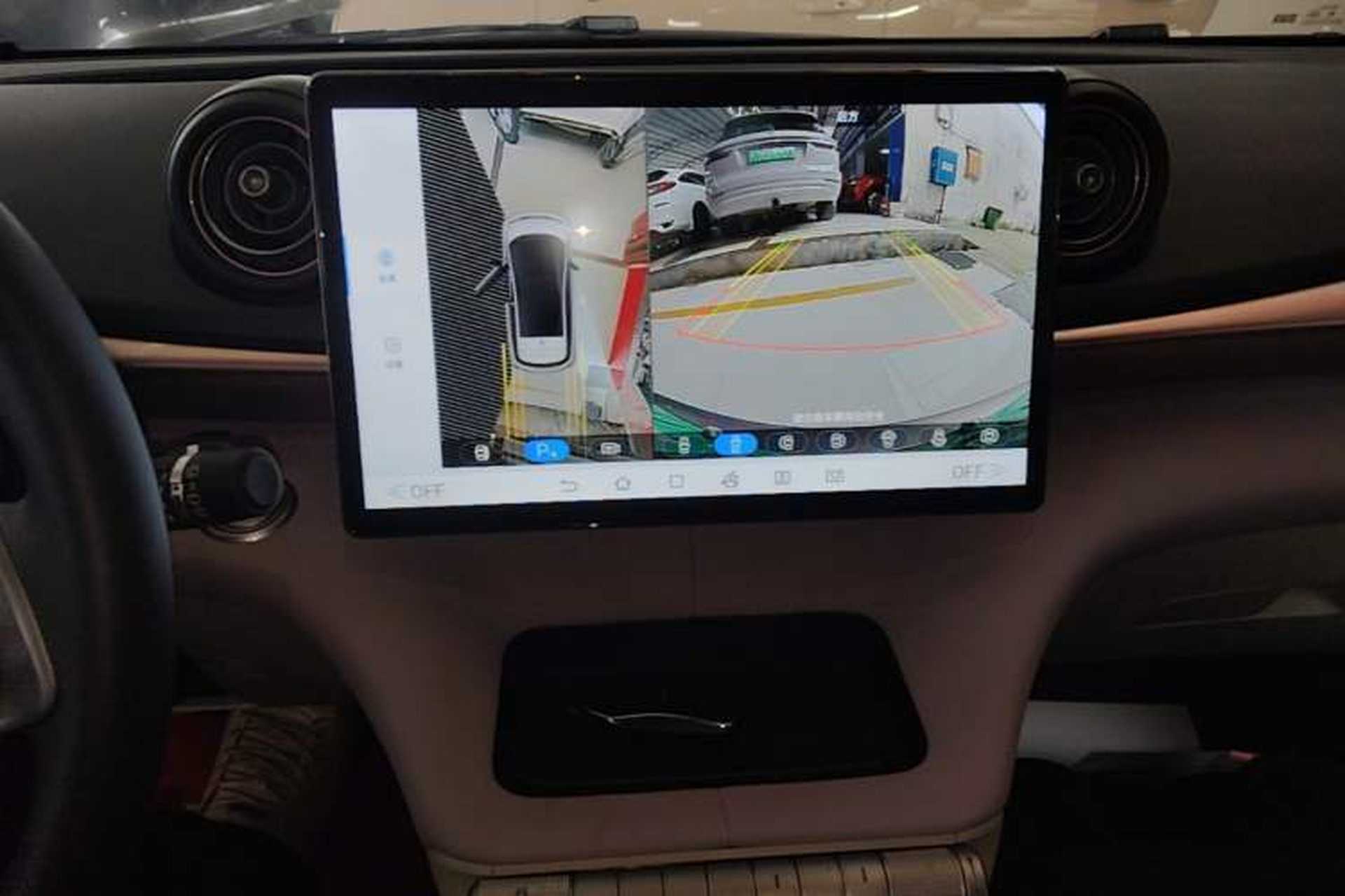 Used BYD Dolphin 2025 420km Fashion Edition Audio And AC Panel