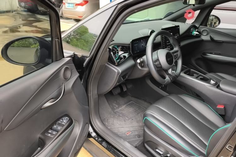 Used BYD Dolphin 2025 Intelligent Driving Version 520km Range Knight Edition Driver Seat