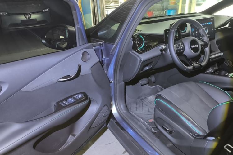 Used BYD Dolphin 2025 420km Free Edition Driver Seat