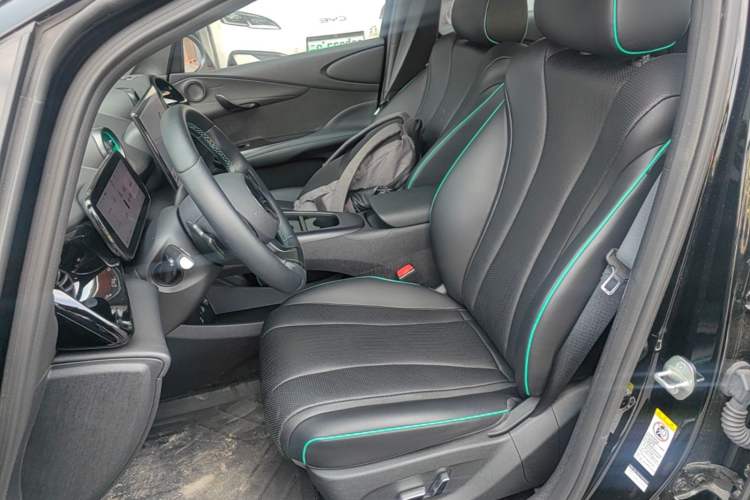 Used BYD Dolphin 2025 Intelligent Driving Version 410 km Fashion Edition Left Front Seat
