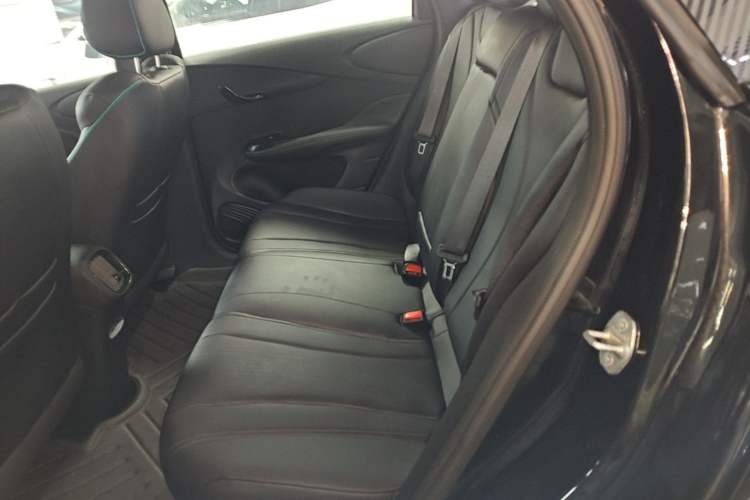 Used BYD Dolphin 2025 Intelligent Driving Version 520km Range Knight Edition Left Rear Seat