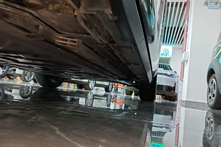 Used BYD Dolphin 2025 Intelligent Driving Version 520km Range Knight Edition Left Side Sill
