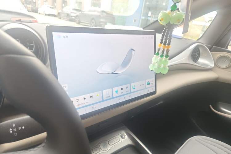 Used BYD Dolphin 2025 Smart Drive Version 420 km Freedom Edition Audio And AC Panel