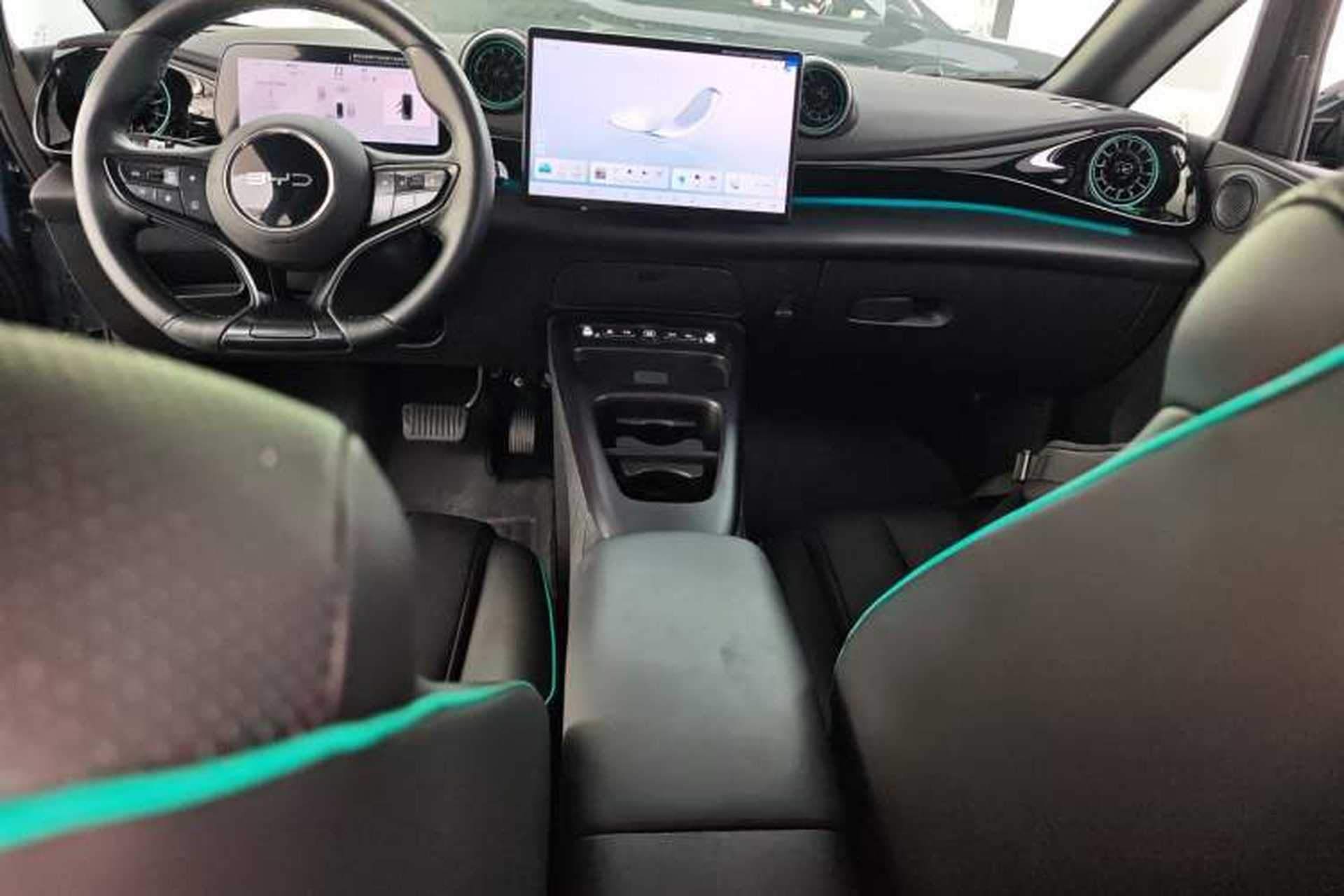 Used BYD Dolphin 2025 Intelligent Driving Version 410 km Fashion Edition Audio And AC Panel