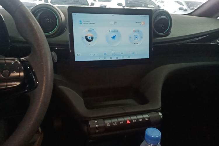 Used BYD Dolphin 2025 Smart Drive Version 420 km Freedom Edition Audio And AC Panel