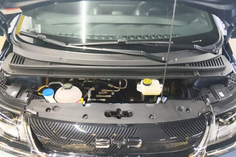 Used BYD Dolphin 2025 420km Free Edition Engine Bay