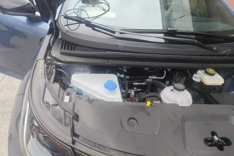 Used BYD Dolphin 2025 Smart Drive Version 420 km Freedom Edition Engine Bay Right