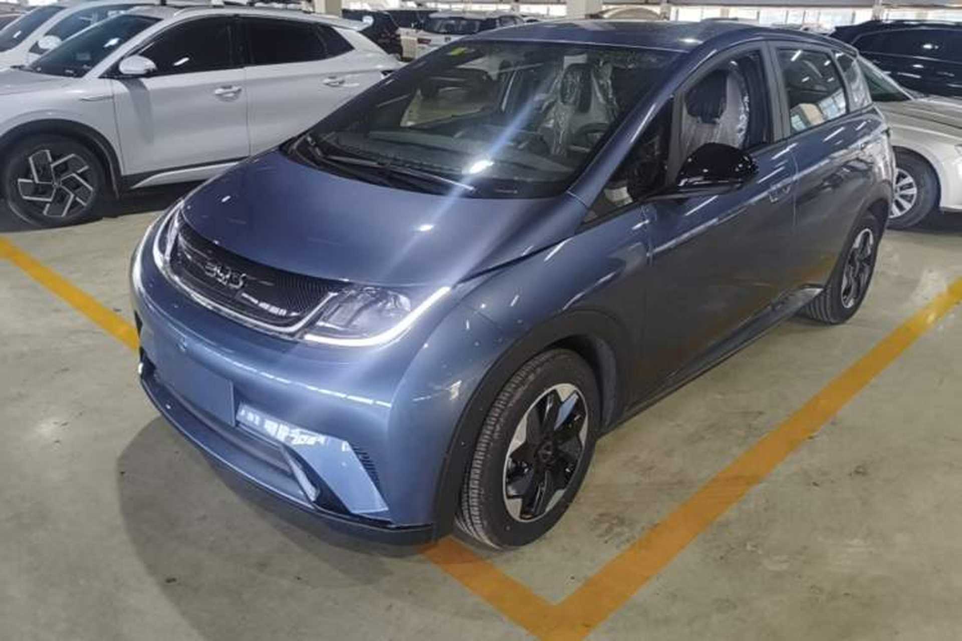Used BYD Dolphin 2025 420km Free Edition Front Left 45 Deg