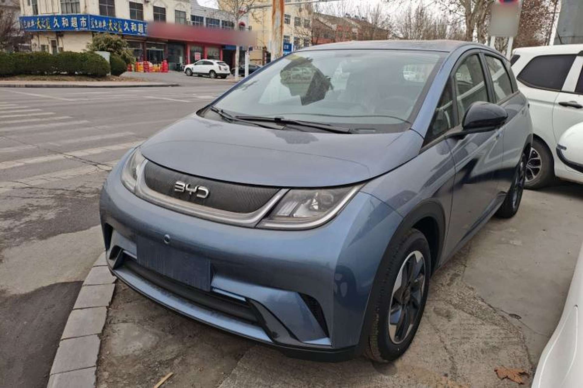 Used BYD Dolphin 2025 420km Free Edition Front Left 45 Deg