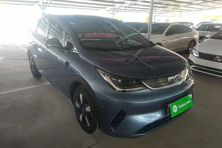 Used BYD Dolphin 2025 Intelligent Driving Version 410 km Fashion Edition Front Right 45 Deg