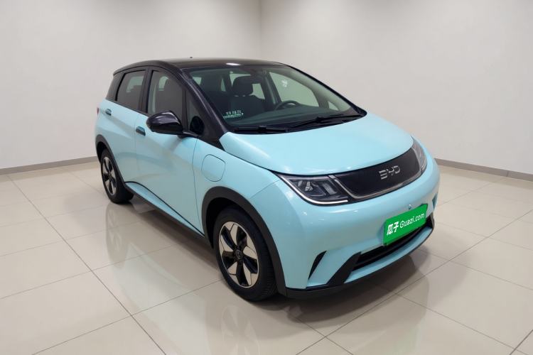Used BYD Dolphin 2025 420km Free Edition Front Right 45 Deg