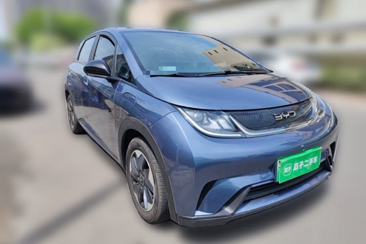 Used BYD Dolphin 2025 420km Free Edition Front Right 45 Deg