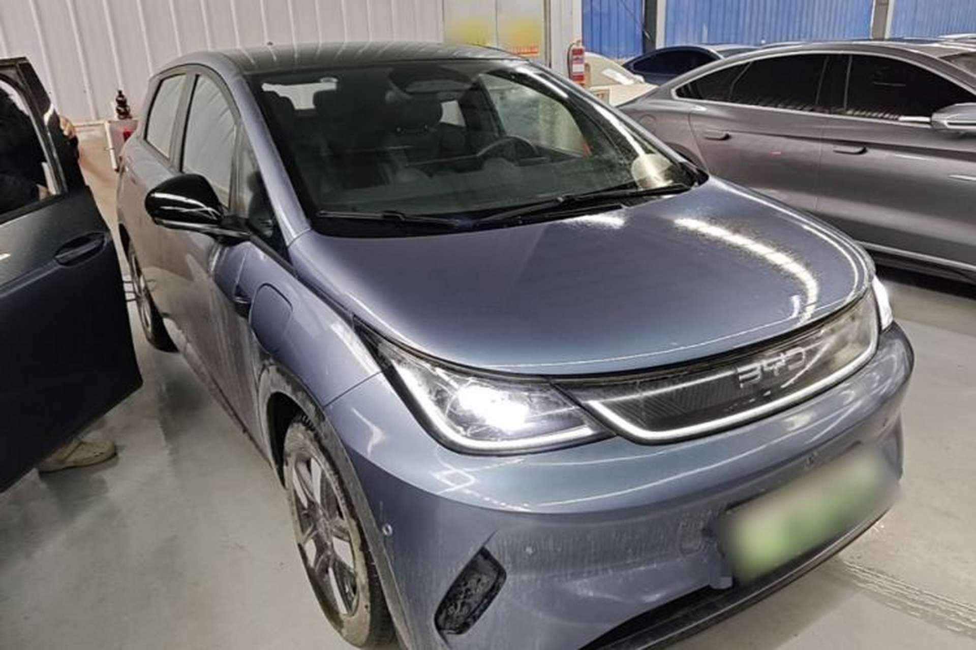 Used BYD Dolphin 2025 Intelligent Driving Version 410 km Fashion Edition Front Right 45 Deg