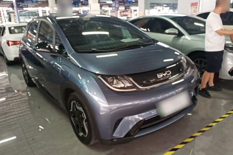 Used BYD Dolphin 2025 Smart Drive Version 420 km Freedom Edition Front Right 45 Deg