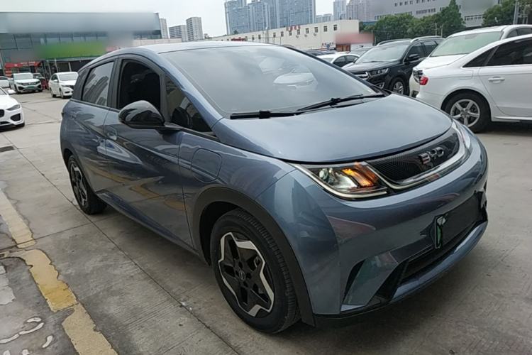 Used BYD Dolphin 2025 420km Active Version Front Right 45 Deg