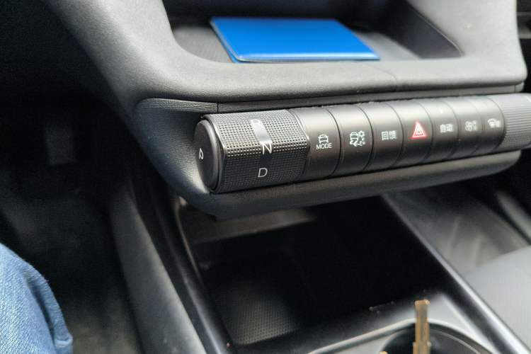 Used BYD Dolphin 2025 420km Active Version Gear Lever