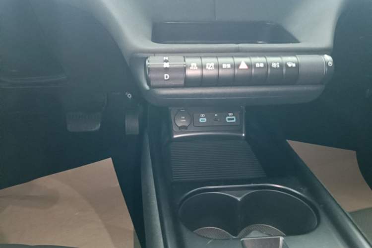 Used BYD Dolphin 2025 420km Active Version Gear Lever