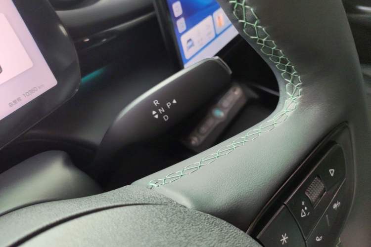 Used BYD Dolphin 2025 Intelligent Driving Version 410 km Fashion Edition Gear Lever