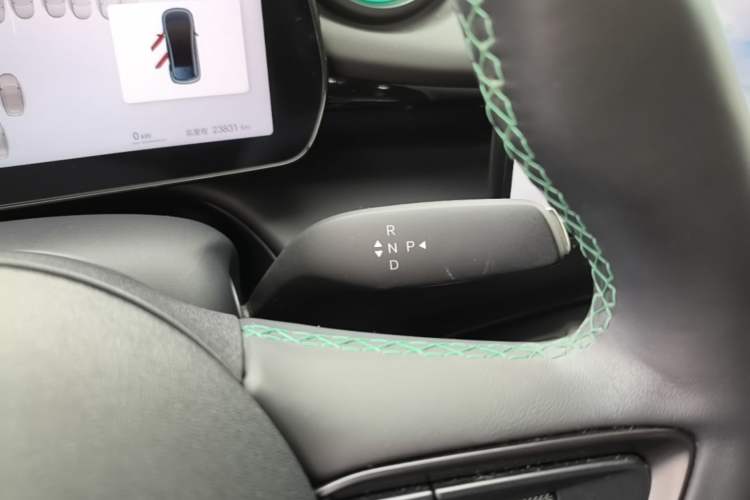 Used BYD Dolphin 2025 Smart Drive Version 420 km Freedom Edition Gear Lever