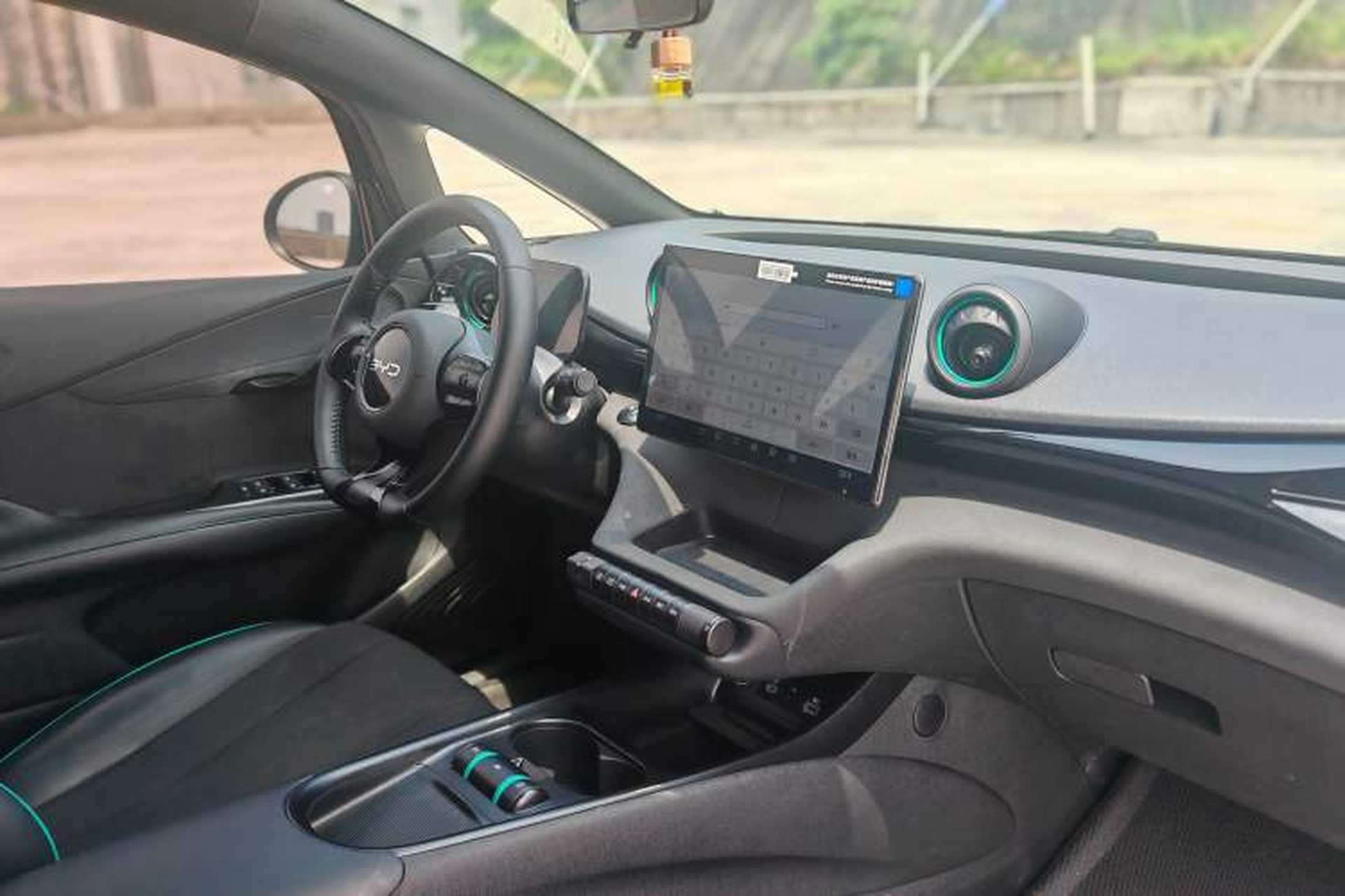 Used BYD Dolphin 2025 420km Free Edition Interior 1