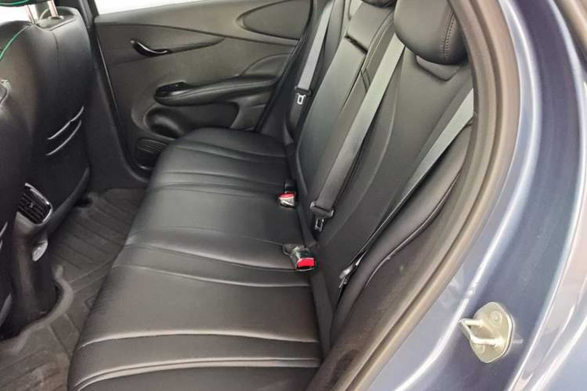 Used BYD Dolphin 2025 Intelligent Driving Version 410 km Fashion Edition Left Rear Seat