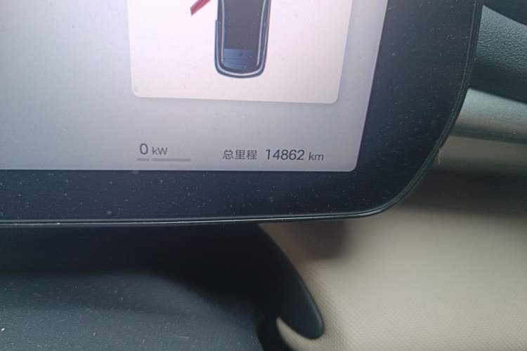 Used BYD Dolphin 2025 Intelligent Driving Version 410 km Fashion Edition Odometer Close Up