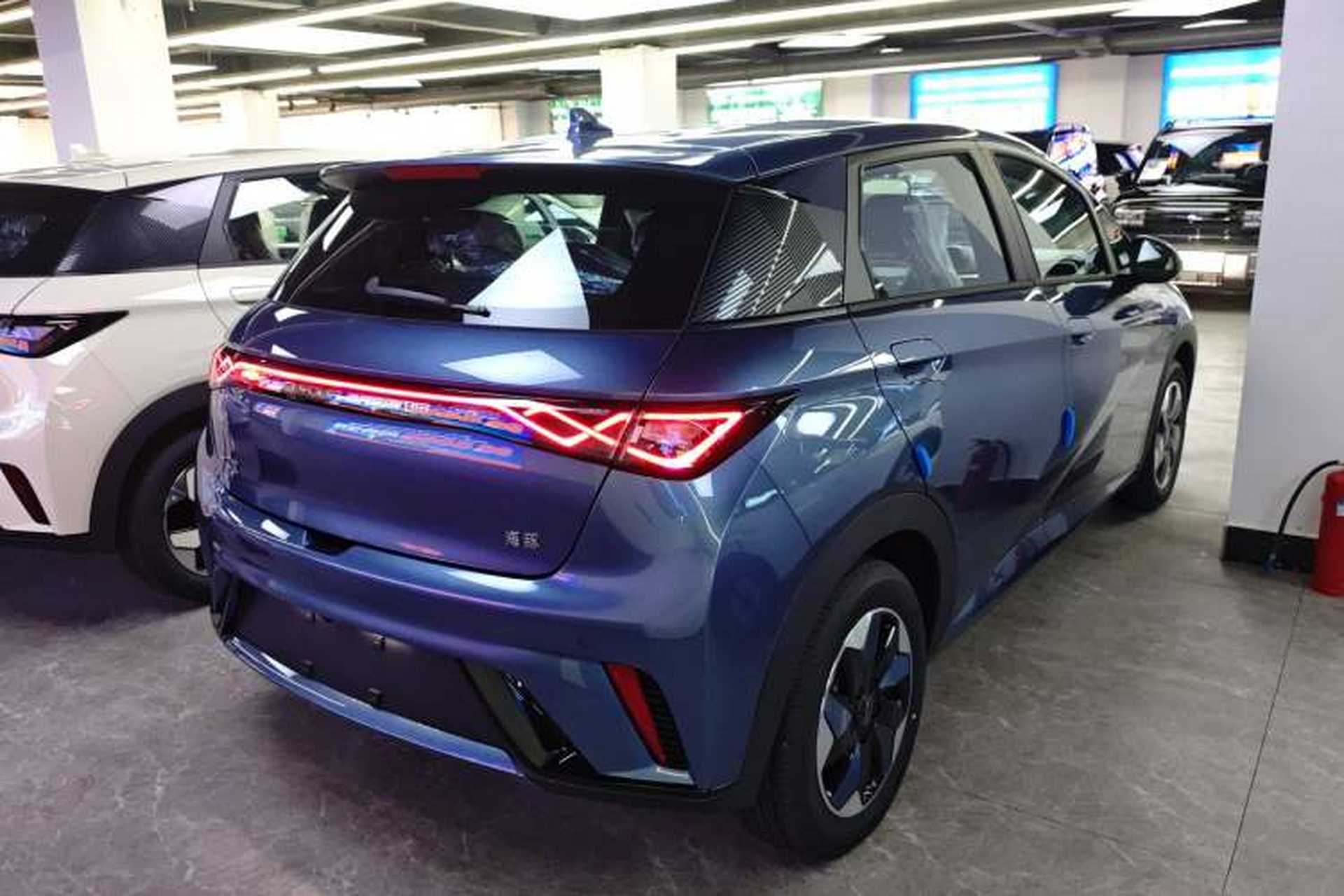 Used BYD Dolphin 2025 420km Free Edition Rear Right 45 Deg
