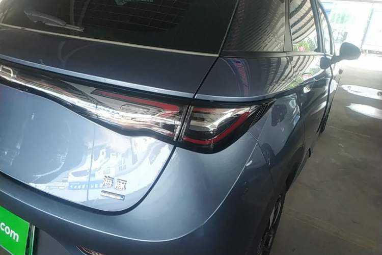 Used BYD Dolphin 2025 Intelligent Driving Version 410 km Fashion Edition Right Rear Taillight