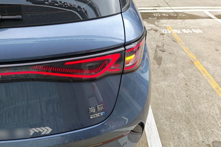 Used BYD Dolphin 2025 Smart Drive Version 420 km Freedom Edition Right Rear Taillight
