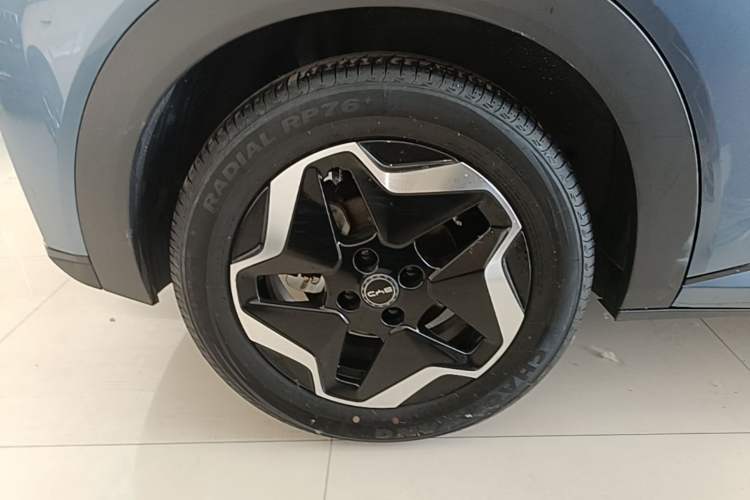 Used BYD Dolphin 2025 420km Active Version Right Rear Wheel Hub