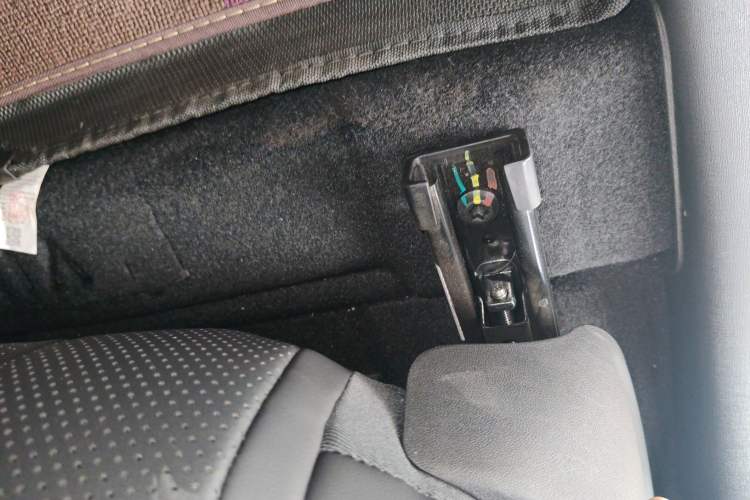 Used BYD Dolphin 2025 Intelligent Driving Version 410 km Fashion Edition Right Side Sill