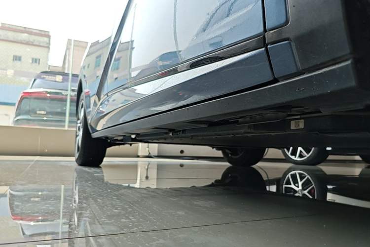Used BYD Dolphin 2025 Intelligent Driving Version 410 km Fashion Edition Right Side Sill