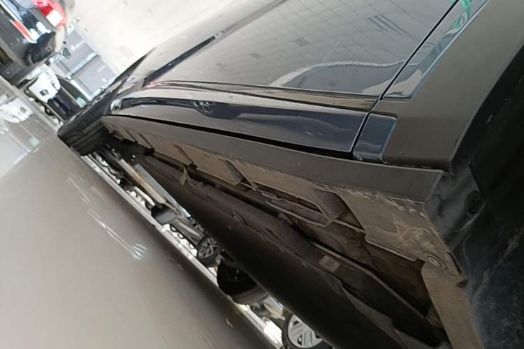Used BYD Dolphin 2025 420km Active Version Right Side Sill