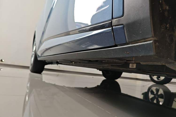 Used BYD Dolphin 2025 Intelligent Driving Version 410 km Fashion Edition Right Side Sill