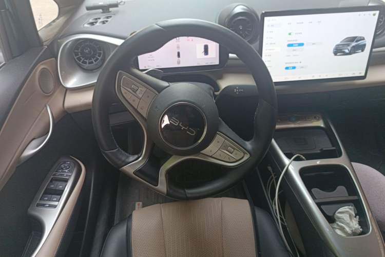 Used BYD Dolphin 2025 Intelligent Driving Version 410 km Fashion Edition Steering Wheel