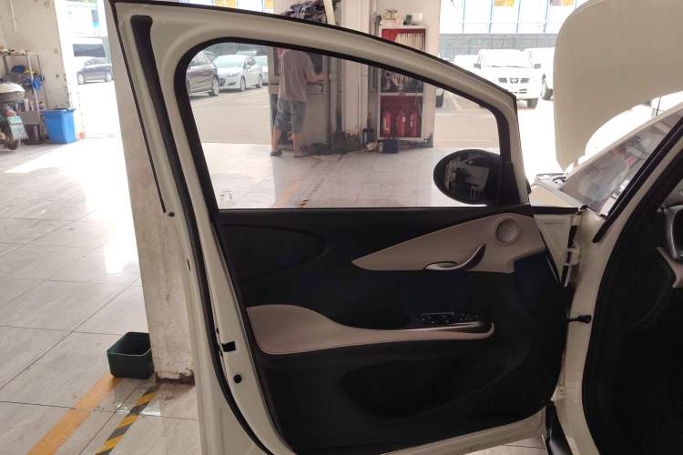 Used BYD Dolphin 2025 Smart Drive Version 420 km Freedom Edition Interior 7