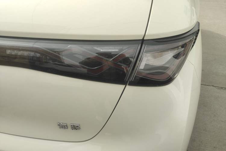 Used BYD Dolphin 2025 420km Free Edition Right Rear Taillight