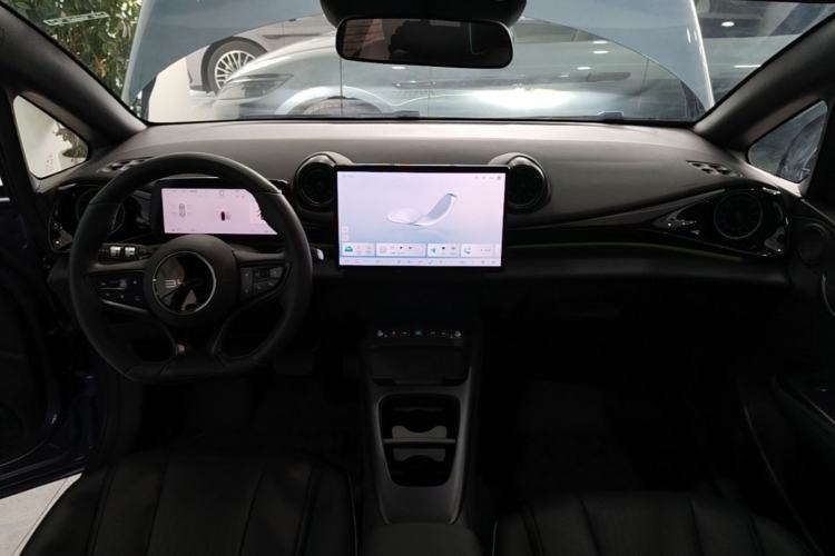Used BYD Dolphin 2025 Intelligent Driving Version 410 km Fashion Edition Center Console