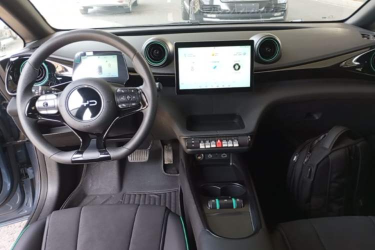 Used BYD Dolphin 2025 420km Active Version Center Console