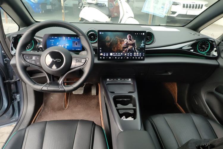 Used BYD Dolphin 2025 Intelligent Driving Version 410 km Fashion Edition Center Console