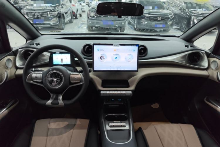 Used BYD Dolphin 2025 420km Free Edition Center Console