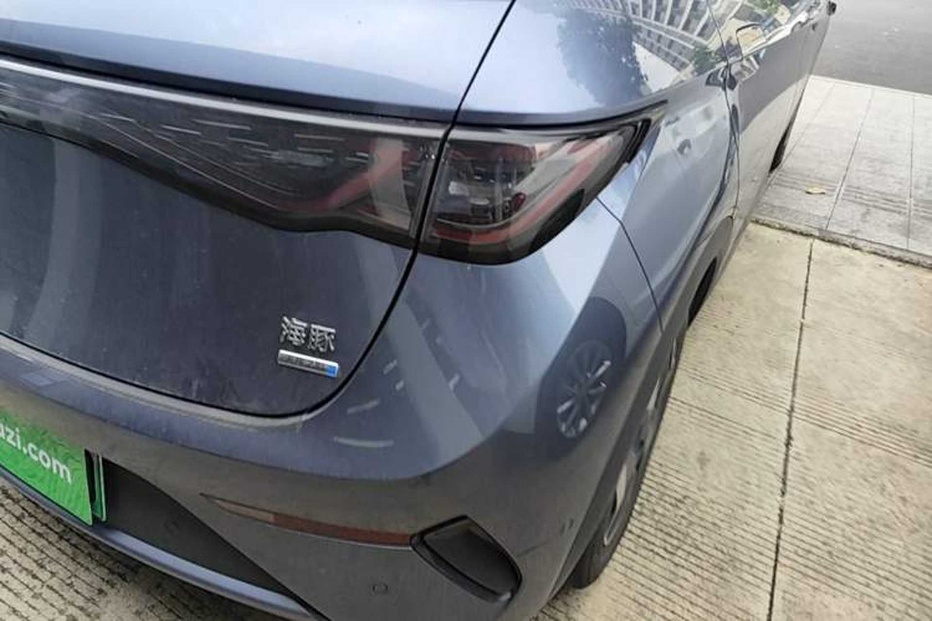 Used BYD Dolphin 2025 Smart Drive Version 420 km Freedom Edition Exterior 3